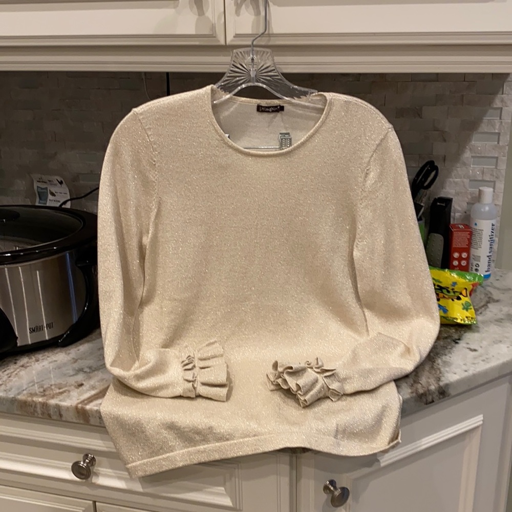 J.McLaughlin top